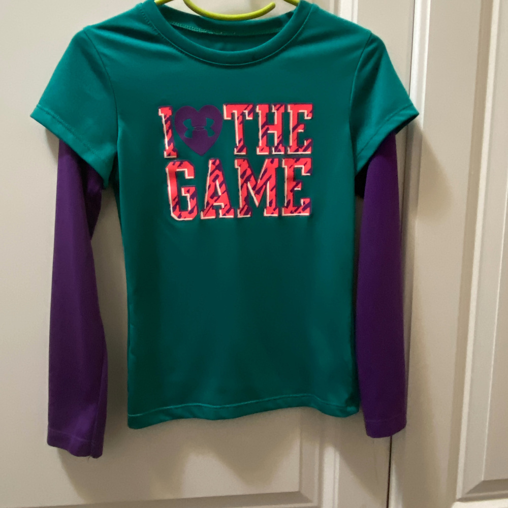 Under Armour  Long Sleeve I Love the Game Sz 5